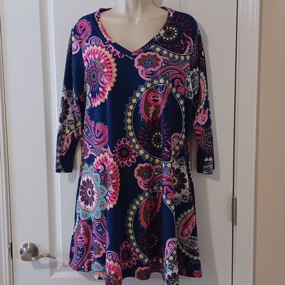 Lildy 3/4 Sleeve Tunic Top L/XL